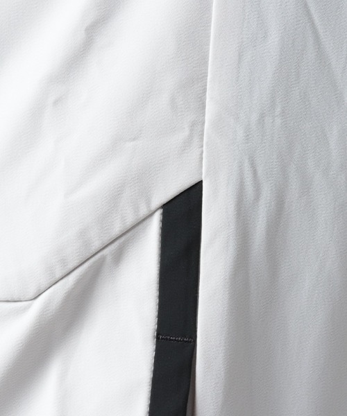 DESCENTE(デサント)の「【デサントアスレチック】アクティブストレッチフーデッドジャケット / ACTIVE STRETCH HOODED JACKET ランニング トレーニング(マウンテンパーカー・メンズ・ブラウン/グレー/ブラック・SMALL/MEDIUM/X-LARGE/LARGE)」の16枚目の写真