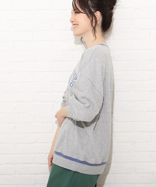 Cutie Blonde（キューティーブロンド）の「◆【S-L】配色リブプルオーバー（スウェット・レディース・グレー/オフホワイト/グリーン・01/02/03）」の12枚目の写真