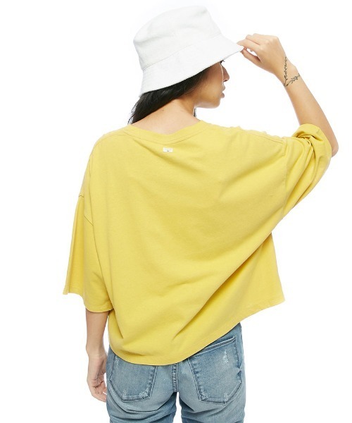 BILLABONG（ビラボン）の「BILLABONG レディース ONEPOINT EMB TEE Ｔシャツ 【2022年春夏モデル】/ビラボンクロップドTシャツ（Tシャツ/カットソー・レディース・ホワイト/マスタード/ブラック・MEDIUM）」の13枚目の写真