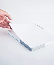 HIGHTIDE（ハイタイド）の「SOGU ソグ PAPER SERVER A5 ペーパーサーバー A5（収納グッズ）」