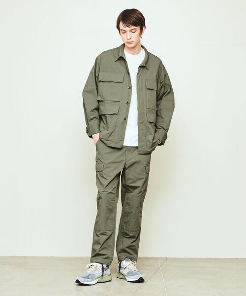 UNITED ARROWS & SONS(ユナイテッドアローズアンドサンズ)の「<UNITED ARROWS & SONS by SHUNTA NAKAJIMA> CTN/NY BDU 6P PANTS/カーゴパンツ(カーゴパンツ・メンズ・ブラック/オリーブ・XL/M/S/L)」の2枚目の写真