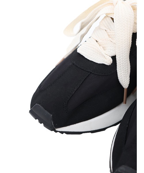 ACYM（アシーム）の「Volume sole スニーカー（スニーカー・レディース・ホワイト/ブラック・SMALL/MEDIUM/LARGE）」の15枚目の写真