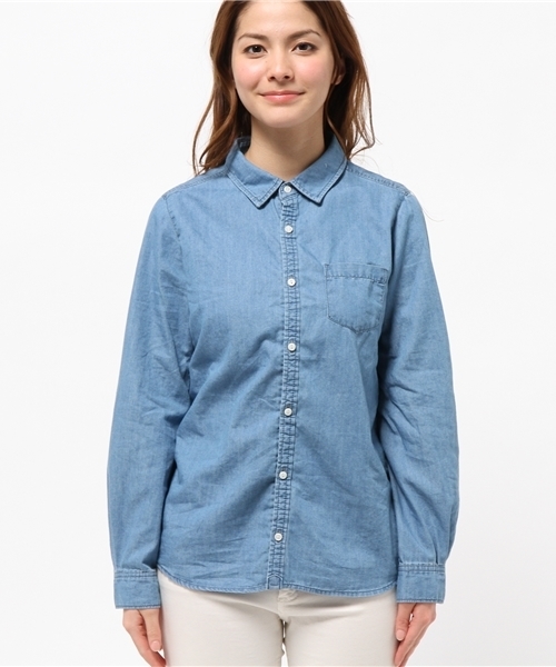 earth music&ecology（アースミュージックアンドエコロジー）の「デニムシャツ（シャツ/ブラウス・レディース・インディゴブルー/ライトインディゴブルー・SMALL/MEDIUM）」の3枚目の写真