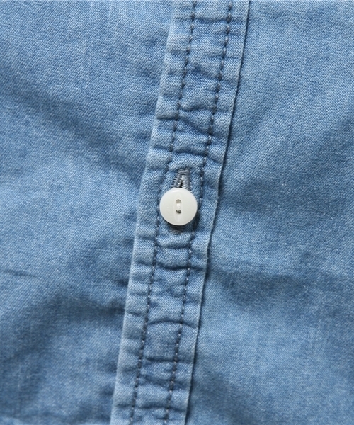 earth music&ecology（アースミュージックアンドエコロジー）の「デニムシャツ（シャツ/ブラウス・レディース・インディゴブルー/ライトインディゴブルー・SMALL/MEDIUM）」の10枚目の写真