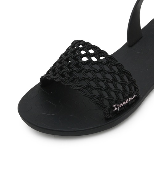 IPANEMA(イパネマ)の「【WEB限定】【Ipanema/イパマネ】BREEZY SANDAL(サンダル・レディース・ブラック・24.0cm/23.0cm)」の4枚目の写真