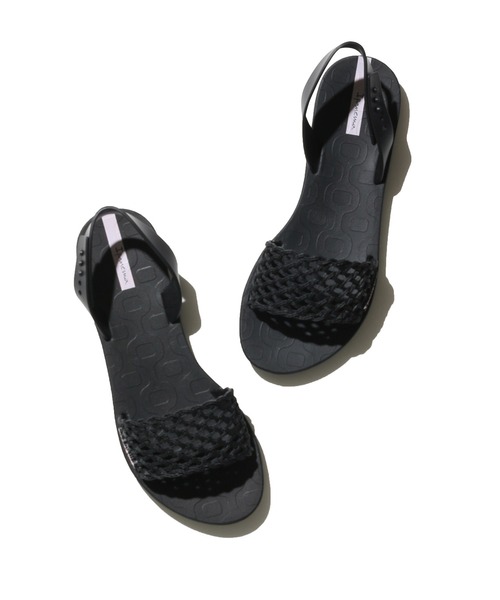 IPANEMA(イパネマ)の「【WEB限定】【Ipanema/イパマネ】BREEZY SANDAL(サンダル・レディース・ブラック・24.0cm/23.0cm)」の8枚目の写真