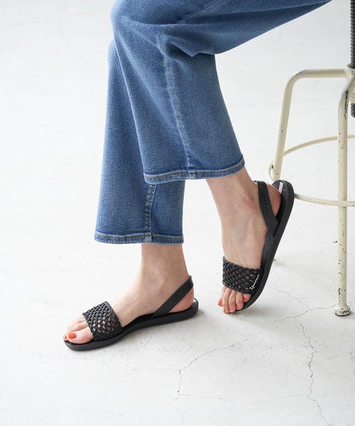 IPANEMA(イパネマ)の「【WEB限定】【Ipanema/イパマネ】BREEZY SANDAL(サンダル・レディース・ブラック・24.0cm/23.0cm)」の9枚目の写真