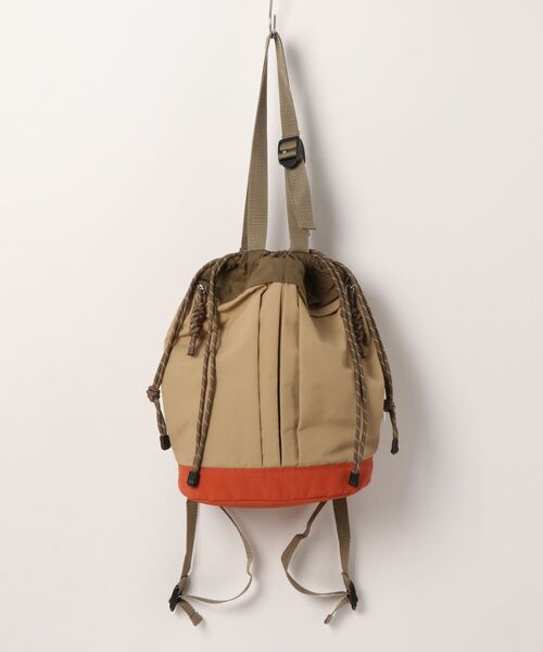 Casselini（キャセリーニ）の「2wayリュックトート（トートバッグ・レディース・ブラック/ベージュ・ONE SIZE）」の2枚目の写真