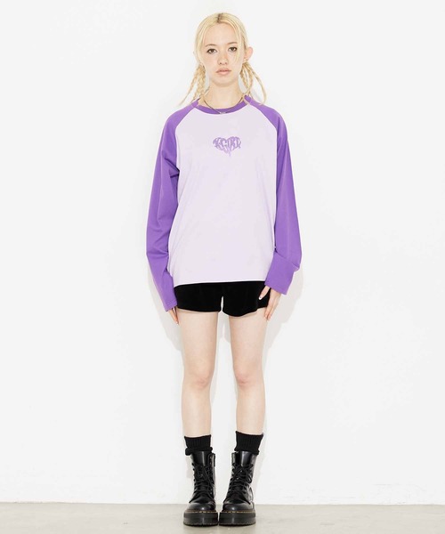 X-girl（エックスガール）の「GLITTER HEART L/S RAGLAN TEE（Tシャツ/カットソー・レディース・ホワイト/ライトパープル/チャコール・S/M）」の4枚目の写真