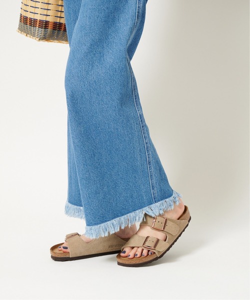 U by SPICK&SPAN（ユーバイスピックアンドスパン）の「【BIRKENSTOCK/ビルケンシュトック】 ARIZONA SFB（サンダル・レディース・ベージュ・38/36/37）」の3枚目の写真