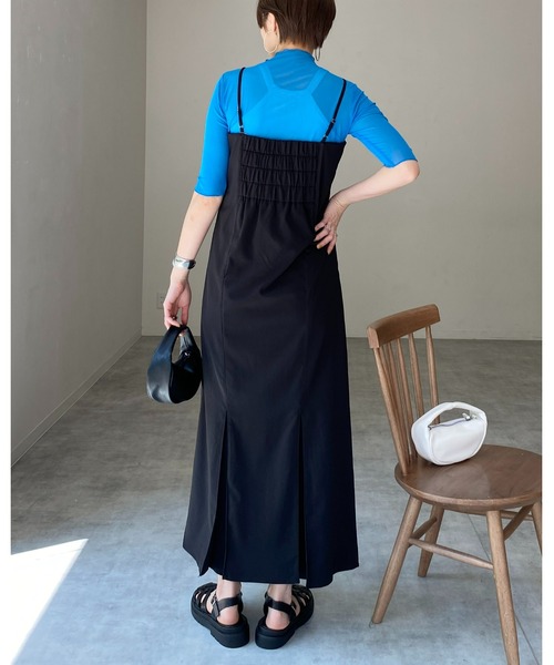 She's Closet（シーズクローゼット）の「ハイウエスト裾フレアロングマーメイドキャミワンピース（ワンピース・レディース・ブラック/オレンジ/アイボリー/グレイッシュベージュ・FREE）」の6枚目の写真