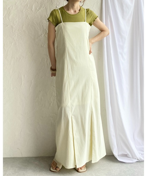 She's Closet（シーズクローゼット）の「ハイウエスト裾フレアロングマーメイドキャミワンピース（ワンピース・レディース・ブラック/オレンジ/アイボリー/グレイッシュベージュ・FREE）」の10枚目の写真