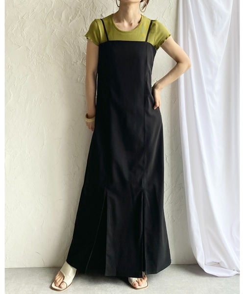 She's Closet（シーズクローゼット）の「ハイウエスト裾フレアロングマーメイドキャミワンピース（ワンピース・レディース・ブラック/オレンジ/アイボリー/グレイッシュベージュ・FREE）」の12枚目の写真