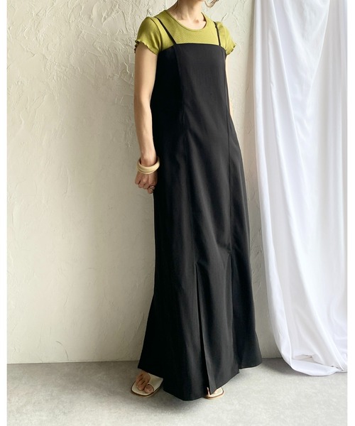 She's Closet（シーズクローゼット）の「ハイウエスト裾フレアロングマーメイドキャミワンピース（ワンピース・レディース・ブラック/オレンジ/アイボリー/グレイッシュベージュ・FREE）」の13枚目の写真