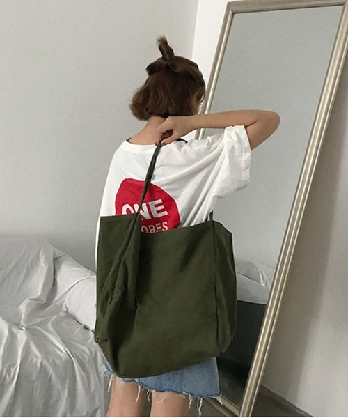 RUUX（ルーフ）の「大き目 キャンバス トートバッグ（トートバッグ・レディース・ブラック/ブラウン/カーキ/アイボリー・FREE）」の4枚目の写真