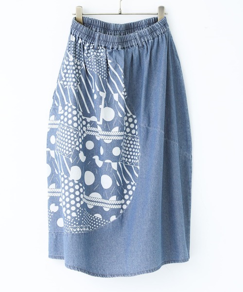 osharewalker（オシャレウォーカー）の「【廃盤】『抜染プリントデニムコクーンスカート』（デニムスカート・レディース・ブラック/ブルー・FREE）」の19枚目の写真
