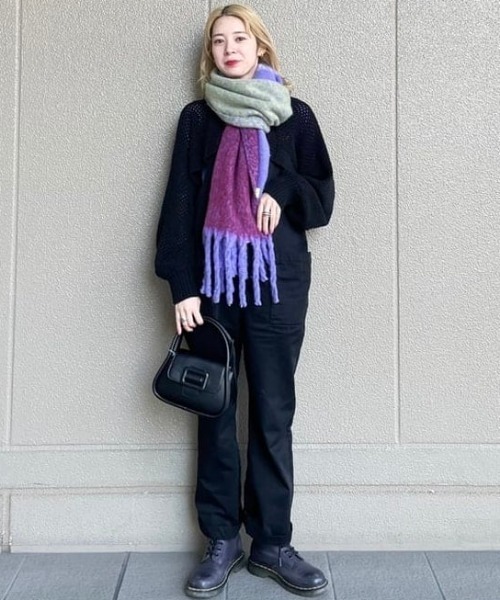 Ray BEAMS(レイビームス)の「Ray BEAMS / マルチ ボーダー ブークレ マフラー(マフラー・レディース・ピンク/パープル・ONE SIZE)」の6枚目の写真