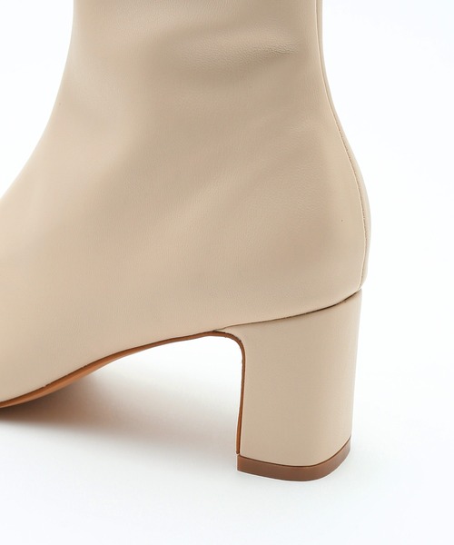 ROPE'（ロペ）の「ストレッチショートブーツ（ブーツ・レディース・ブラック/ベージュ/クリーム・36/36.5/37/37.5/38/35.5/35）」の5枚目の写真