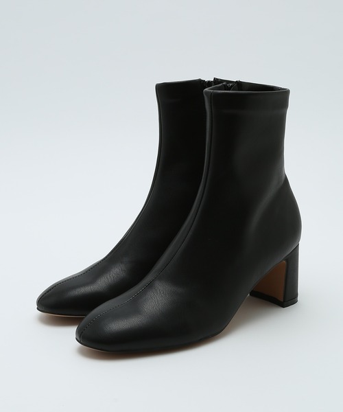 ROPE'（ロペ）の「ストレッチショートブーツ（ブーツ・レディース・ブラック/ベージュ/クリーム・36/36.5/37/37.5/38/35.5/35）」の9枚目の写真