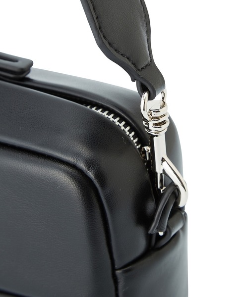 ADD CULUMN（アドカラム）の「【WEB限定】【ADD CULUMN】PUFF - CROSS BODY（ショルダーバッグ・レディース・ブラック/グレー・FREE）」の11枚目の写真