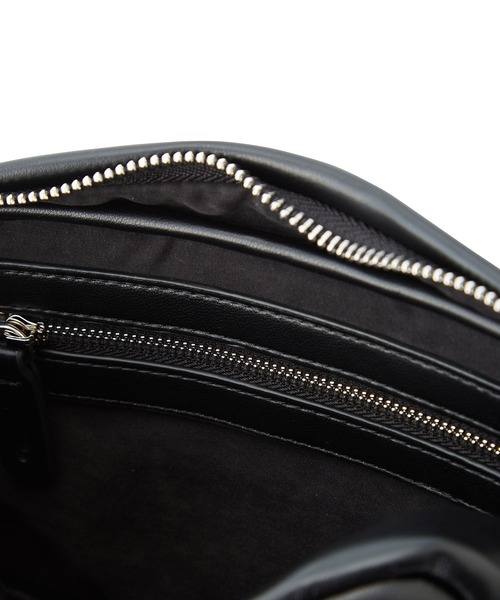 ADD CULUMN（アドカラム）の「【WEB限定】【ADD CULUMN】PUFF - CROSS BODY（ショルダーバッグ・レディース・ブラック/グレー・FREE）」の15枚目の写真