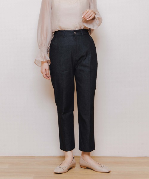 flower(フラワー)の「クリーンデニムパンツ(デニムパンツ・レディース・ネイビー/ブラック・FREE)」の1枚目の写真