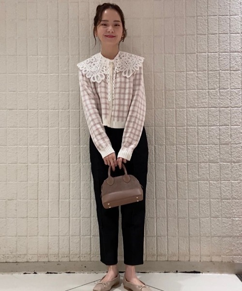 flower(フラワー)の「クリーンデニムパンツ(デニムパンツ・レディース・ネイビー/ブラック・FREE)」の4枚目の写真