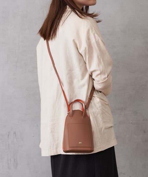 BIRTHDAY BAR（バースデイバー）の「アーチリング ミニショルダー ｜バイカラー ポーチつき（ショルダーバッグ・レディース・ブラック/ブラウン/アイボリー・フリー）」の22枚目の写真