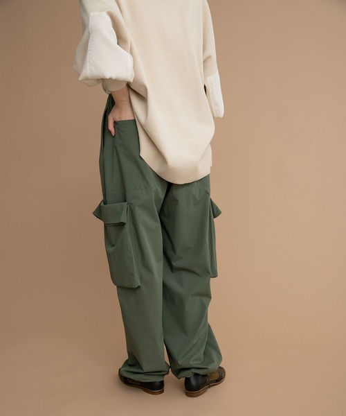 LAATO(ラート)の「POCKET WORK PANTS(その他パンツ・レディース・ベージュ/カーキ/ブラック/チャコールグレー・FREE)」の13枚目の写真