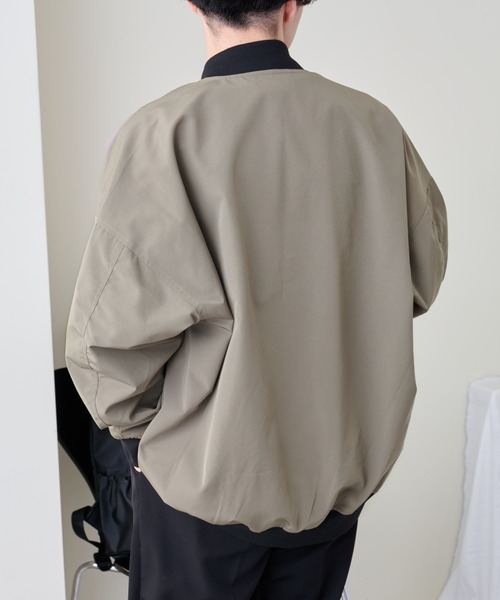 COLONY 2139（コロニートゥーワンスリーナイン）の「BIG MA-1（MA-1・メンズ・ブラック/モスグリーン/グレイッシュベージュ・MEDIUM/LARGE）」の9枚目の写真