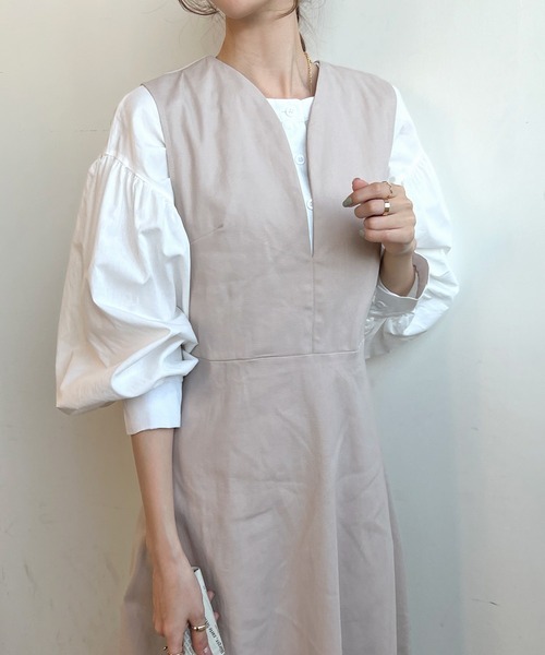 Futier land(フューティアランド)の「Vネックフレアツイルワンピース(ワンピース・レディース・ブラック/ベージュ/ネイビー/グレイッシュベージュ/チャコールグレー・FREE/X-LARGE)」の14枚目の写真