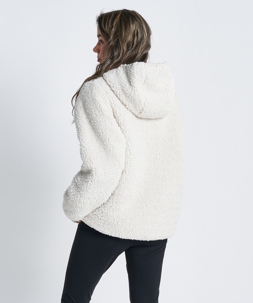 ROXY(ロキシー)の「ANIMAL BOA/ロキシーモコモコリバーシブルボアブルゾン(ブルゾン・レディース・ベージュ/ネイビー/ブラック・SMALL/MEDIUM/LARGE)」の16枚目の写真