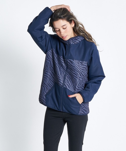 ROXY(ロキシー)の「ANIMAL BOA/ロキシーモコモコリバーシブルボアブルゾン(ブルゾン・レディース・ベージュ/ネイビー/ブラック・SMALL/MEDIUM/LARGE)」の22枚目の写真