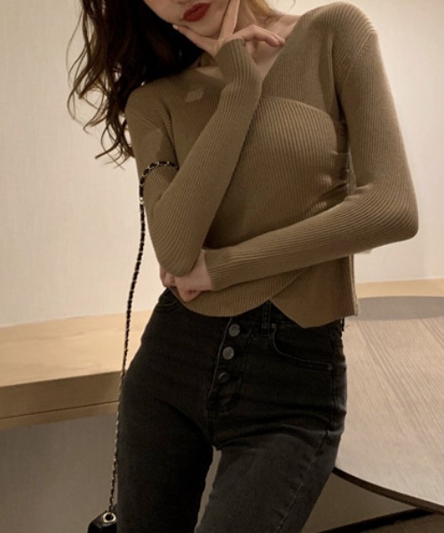 gossip!ロサンゼルス(ゴシップロサンゼルス)の「サイドボタンカシュクールニット(ニット/セーター・レディース・ベージュ/ホワイト/ブラック・FREE)」の18枚目の写真