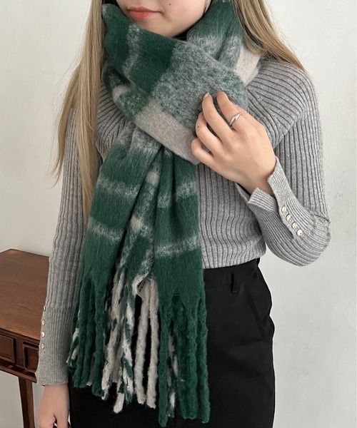 prose verse（プロズヴェール）の「起毛チェックマフラー（マフラー・レディース・グリーン/グレー/ブルー/イエロー・ﾌﾘ-）」の16枚目の写真