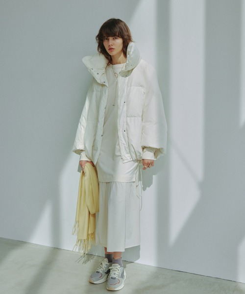 emmi（エミ）の「【emmi atelier】 【New Year Special Item】ドッキングロンTワンピース（ワンピース・レディース・アイボリー/ブラック/ミント・0/1）」の2枚目の写真