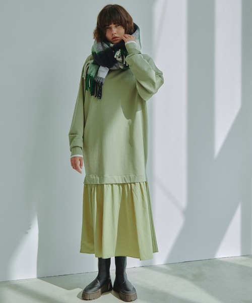 emmi（エミ）の「【emmi atelier】 【New Year Special Item】ドッキングロンTワンピース（ワンピース・レディース・アイボリー/ブラック/ミント・0/1）」の3枚目の写真