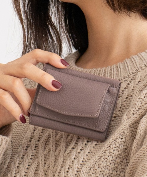 VitaFelice（ヴィータフェリーチェ）の「【スキミング防止】本革スクエアミニウォレット（財布・レディース・グリーン系その他/ベージュ系その他/グリーン/ダークブルー/ライトパープル/モスグリーン/パープル系その他/オレンジ/ブルー系その他/ブラック/イエロー/ブラウン/ベビーピンク/ライトベージュ/オフホワイト・FREE）」の12枚目の写真