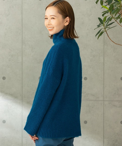 URBAN RESEARCH ROSSO（アーバンリサーチロッソ）の「モヘアリブニット（ニット/セーター・レディース・グリーン系その他/ロイヤルブルー・FREE）」の11枚目の写真