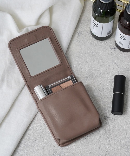 IAMUSE(アイアミューズ)の「ミラー付きマグネットリップポーチ S0828【IAMUSE】(ポーチ・レディース・グレイッシュベージュ/ライトベージュ/ベージュ・FREE)」の1枚目の写真