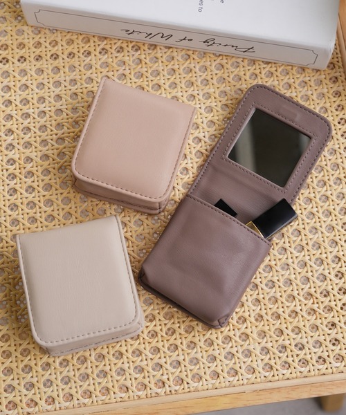 IAMUSE(アイアミューズ)の「ミラー付きマグネットリップポーチ S0828【IAMUSE】(ポーチ・レディース・グレイッシュベージュ/ライトベージュ/ベージュ・FREE)」の14枚目の写真