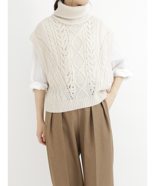 Samansa Mos2 blue（サマンサモスモスブルー）の「ケーブルニットベスト（ベスト・レディース・ベージュ/グレー/オフホワイト・ﾌﾘ-）」の13枚目の写真