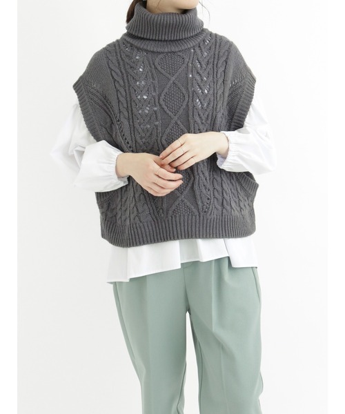 Samansa Mos2 blue（サマンサモスモスブルー）の「ケーブルニットベスト（ベスト・レディース・ベージュ/グレー/オフホワイト・ﾌﾘ-）」の14枚目の写真