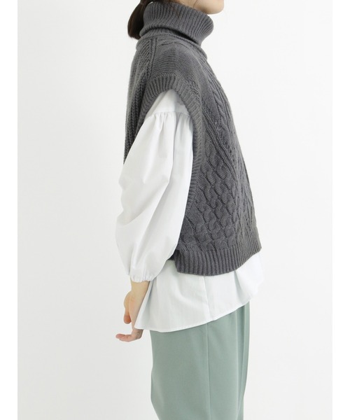 Samansa Mos2 blue（サマンサモスモスブルー）の「ケーブルニットベスト（ベスト・レディース・ベージュ/グレー/オフホワイト・ﾌﾘ-）」の8枚目の写真