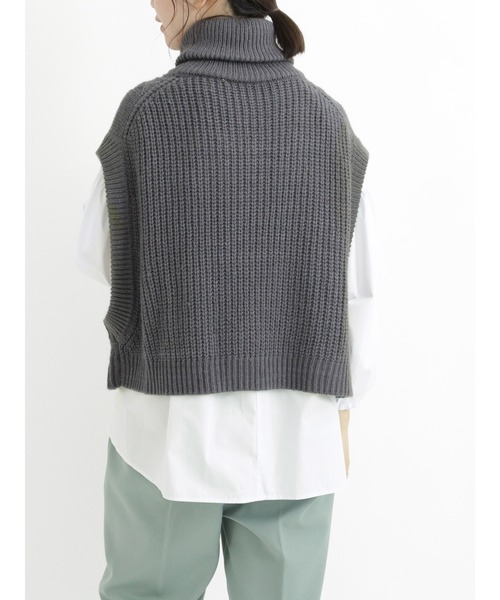 Samansa Mos2 blue（サマンサモスモスブルー）の「ケーブルニットベスト（ベスト・レディース・ベージュ/グレー/オフホワイト・ﾌﾘ-）」の10枚目の写真