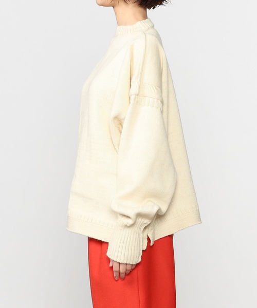 Le Tricoteur（ルトリコチュール）の「Le Tricoteur | ウール ドロップショルダーガンジーセーター WOMEN（ニット/セーター・レディース・レッド/ブルー系その他5/Nat・50）」の7枚目の写真