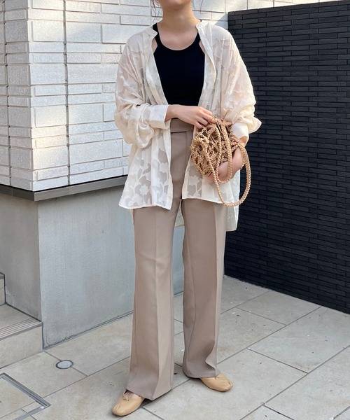 frames RAY CASSIN（フレームスレイカズン）の「シアーフラワージャガード バンドカラーシャツ（シャツ/ブラウス・レディース・ブラック/オフホワイト/キナリ・FREE）」の6枚目の写真