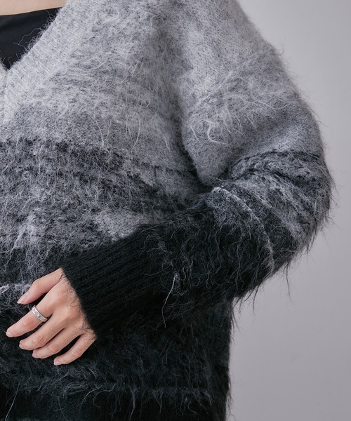 Lui's(ルイス)の「グラデーションジャガードニット(ニット/セーター・レディース・グレー/ブルー・FREE)」の20枚目の写真