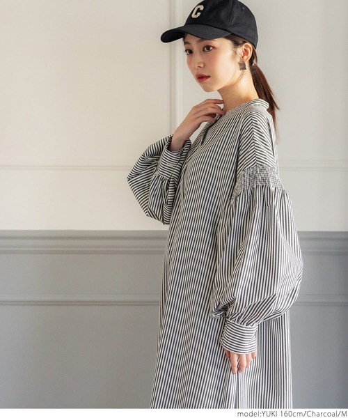 coca(coca)(コカ)の「ストライプシャーリングスリーブワンピース(ワンピース・レディース・チャコール・M/L)」の5枚目の写真