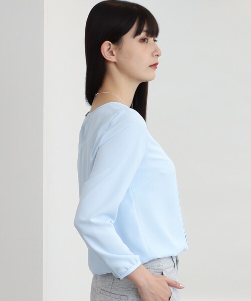 INDIVI（インディヴィ）の「◆【学校行事／セレモニー】レース使いタックブラウス（シャツ/ブラウス・レディース・ホワイト/ネイビー/サックスブルー/ライトベージュ・40/38/36/03/05/12/15 /13/19）」の13枚目の写真